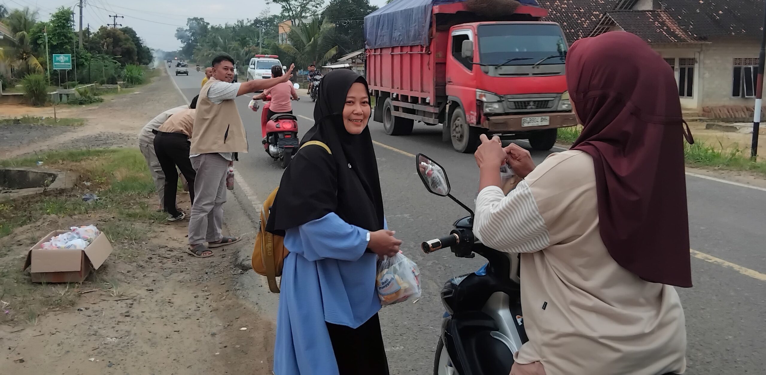 DPD LDII Tulang Bawang Bagikan Takjil Gratis, Perkuat Ukhuwah dan Kepedulian Sosial di Bulan Ramadan